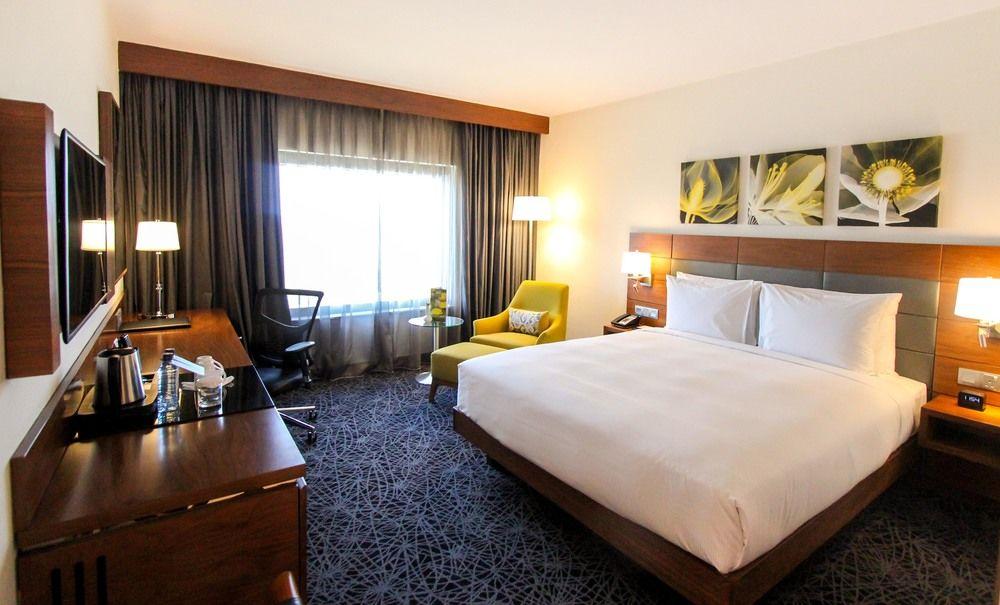 Hilton Garden Inn Nairobi Airport Екстериор снимка